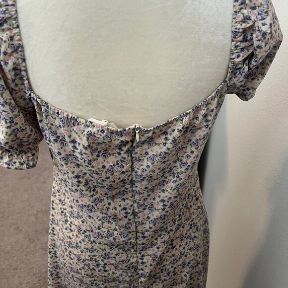 - Sweatheart Summer Dress - Picture 6 of 10